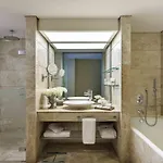 Swissotel Buyuk Efes ホテル 5*