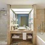 Swissotel Buyuk Efes 5*