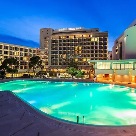 ホテル Swissotel Buyuk Efes 5*