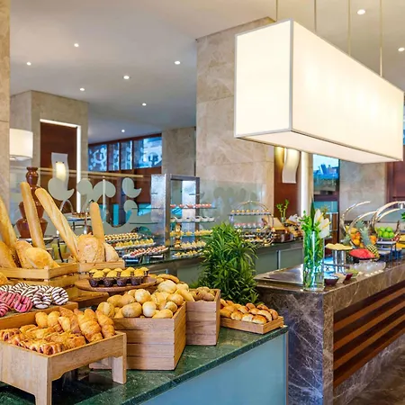 Swissotel Buyuk Efes 5* איזמיר