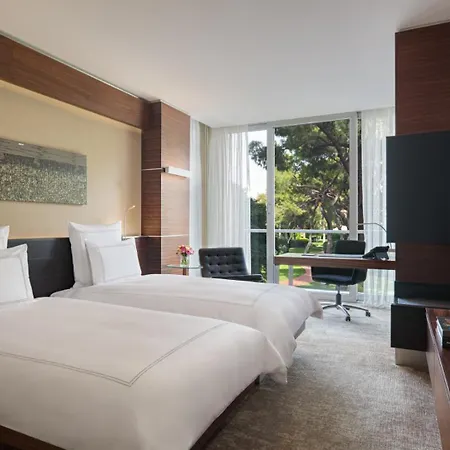 מלון Swissotel Buyuk Efes 5*