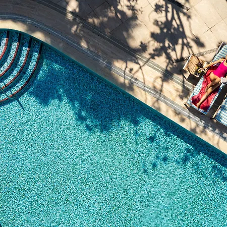 Swissotel Buyuk Efes ホテル 5*