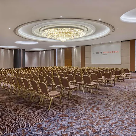 Swissotel Buyuk Efes Hotel 5*