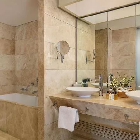Swissotel Buyuk Efes Hotel 5*
